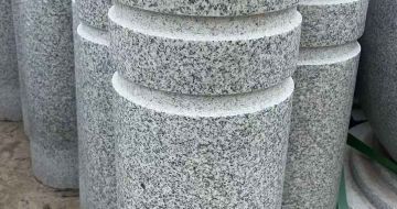 梅州 芝麻白花岗岩挡车柱、隔离柱多少钱
