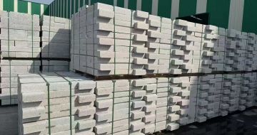 梅州芝麻白路沿石