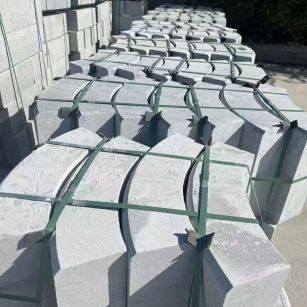 梅州 芝麻灰弧形路沿石