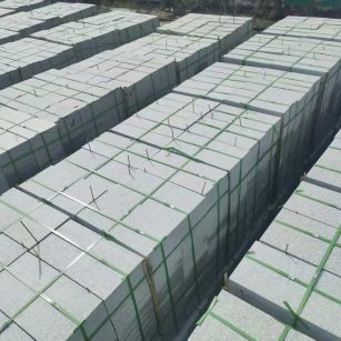 梅州 芝麻白1.8公分火烧300*600地铺，清仓大甩卖