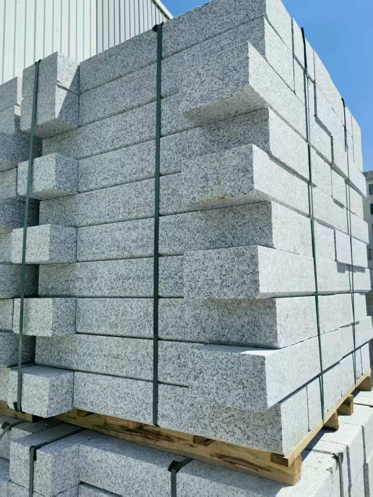 梅州 路沿石颜色均匀、尺寸标准