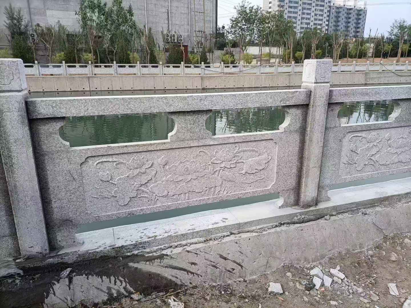 梅州 芙蓉白大花桥梁、河道，石材栏杆、围栏、护栏