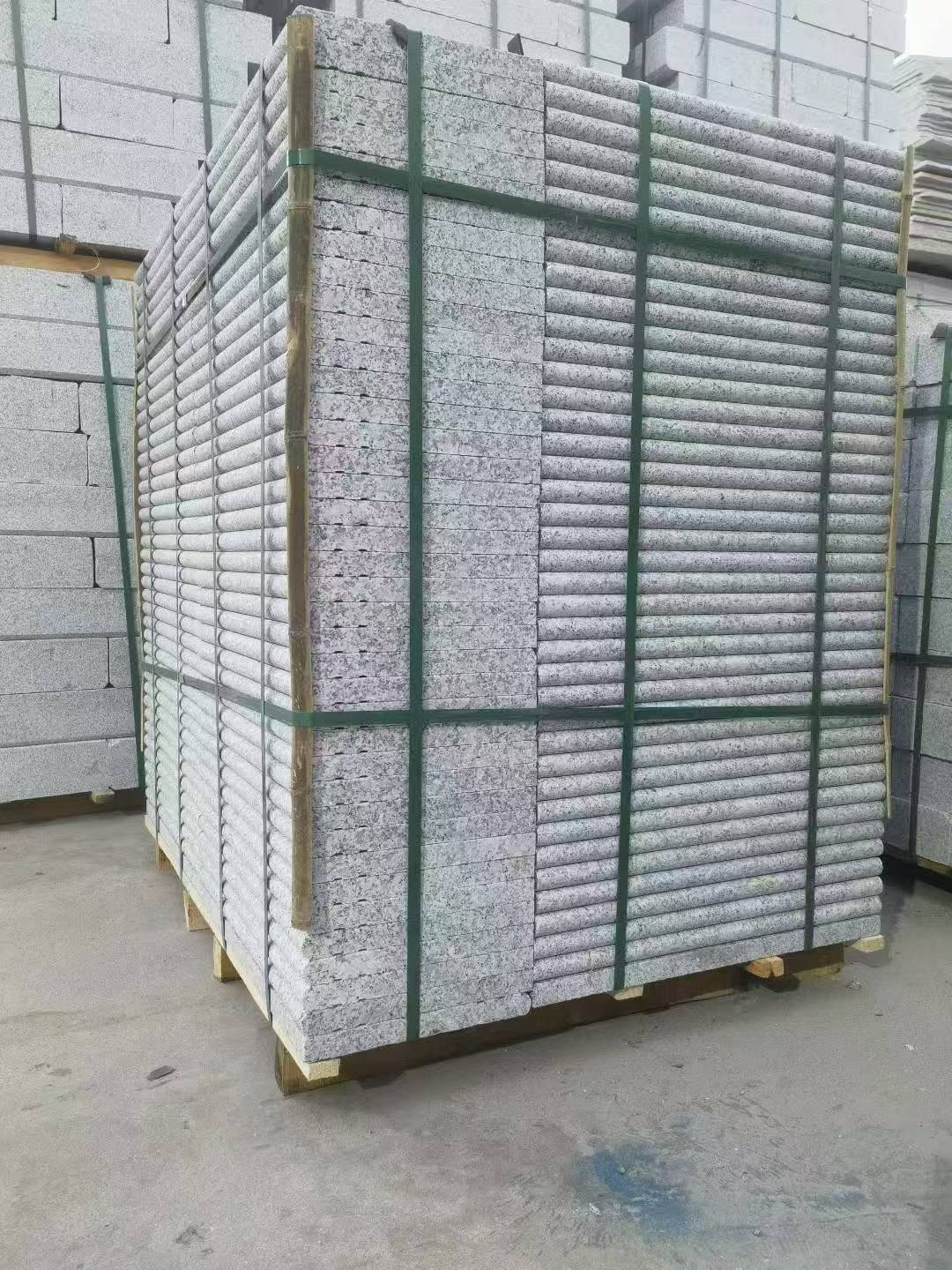 梅州 芙蓉白3公分厚磨圆边、拉槽，楼梯踏步