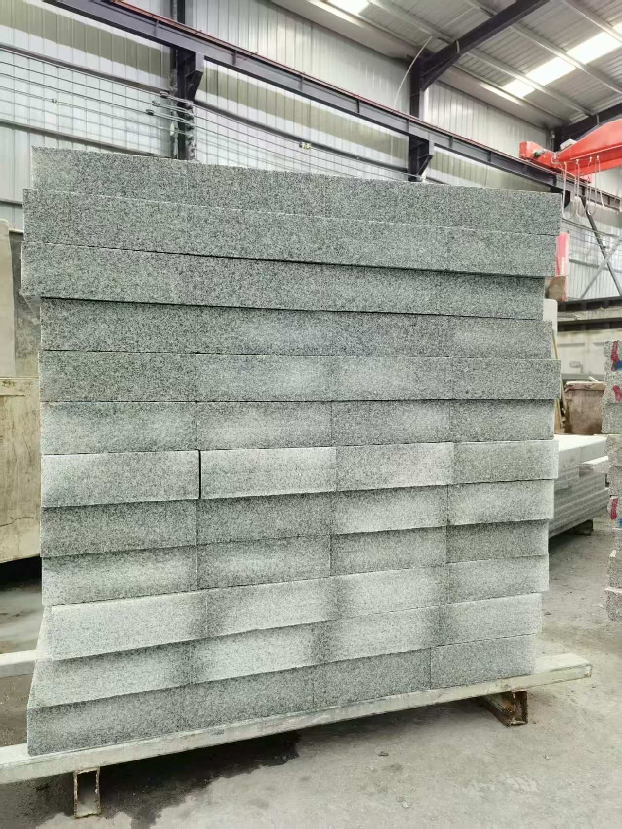 梅州 芝麻白10公分300*600广场地铺，A料定制，尺寸标准，厚薄均匀