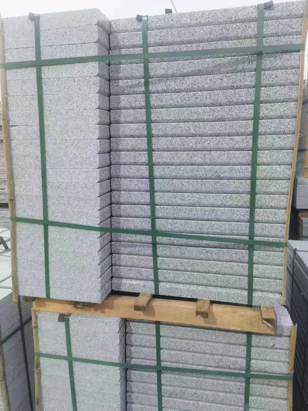 梅州 5公分芝麻白，倒斜角，室外楼梯踏步