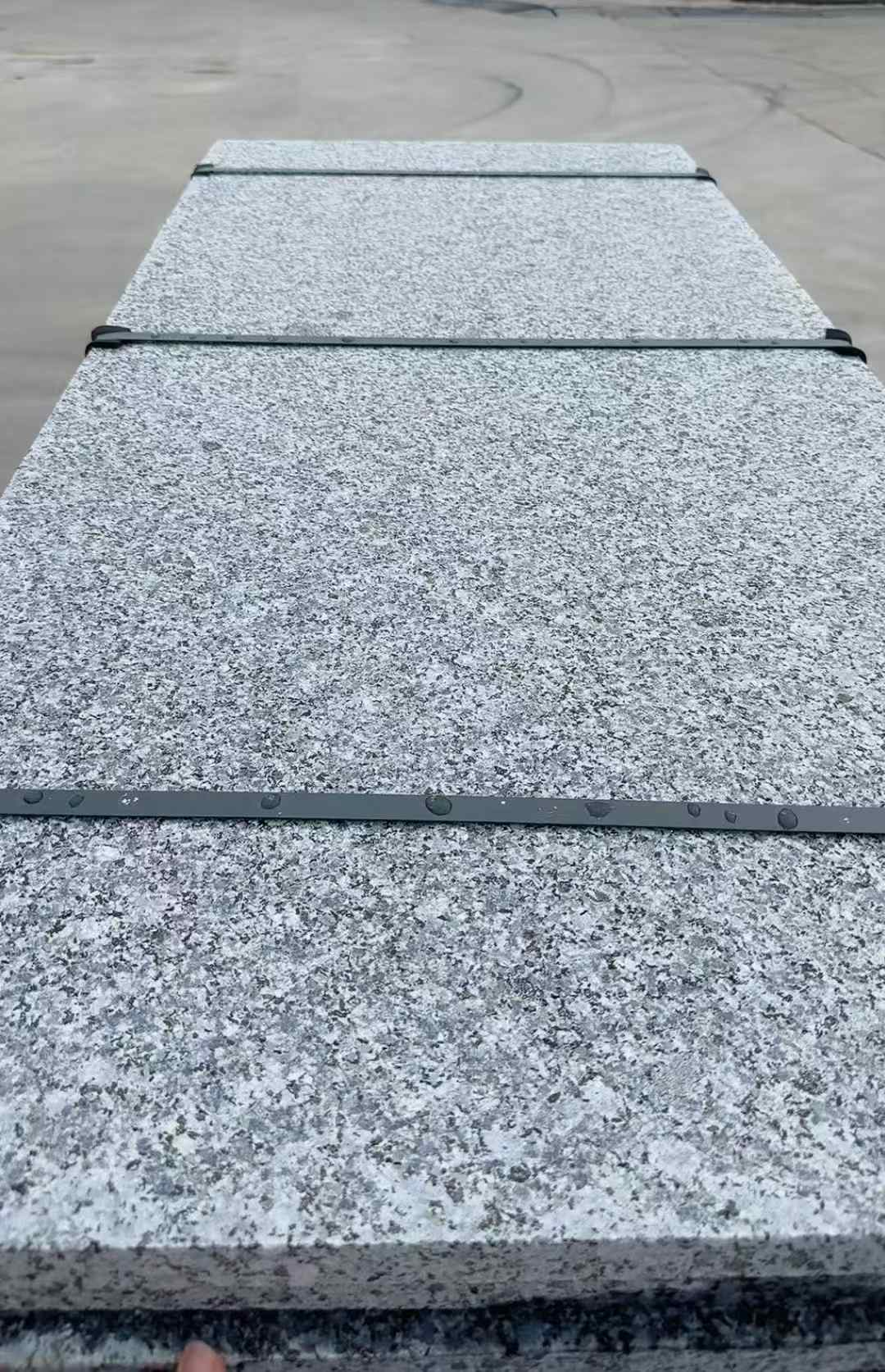 梅州 芝麻黑火烧面毛板，条板，半成品